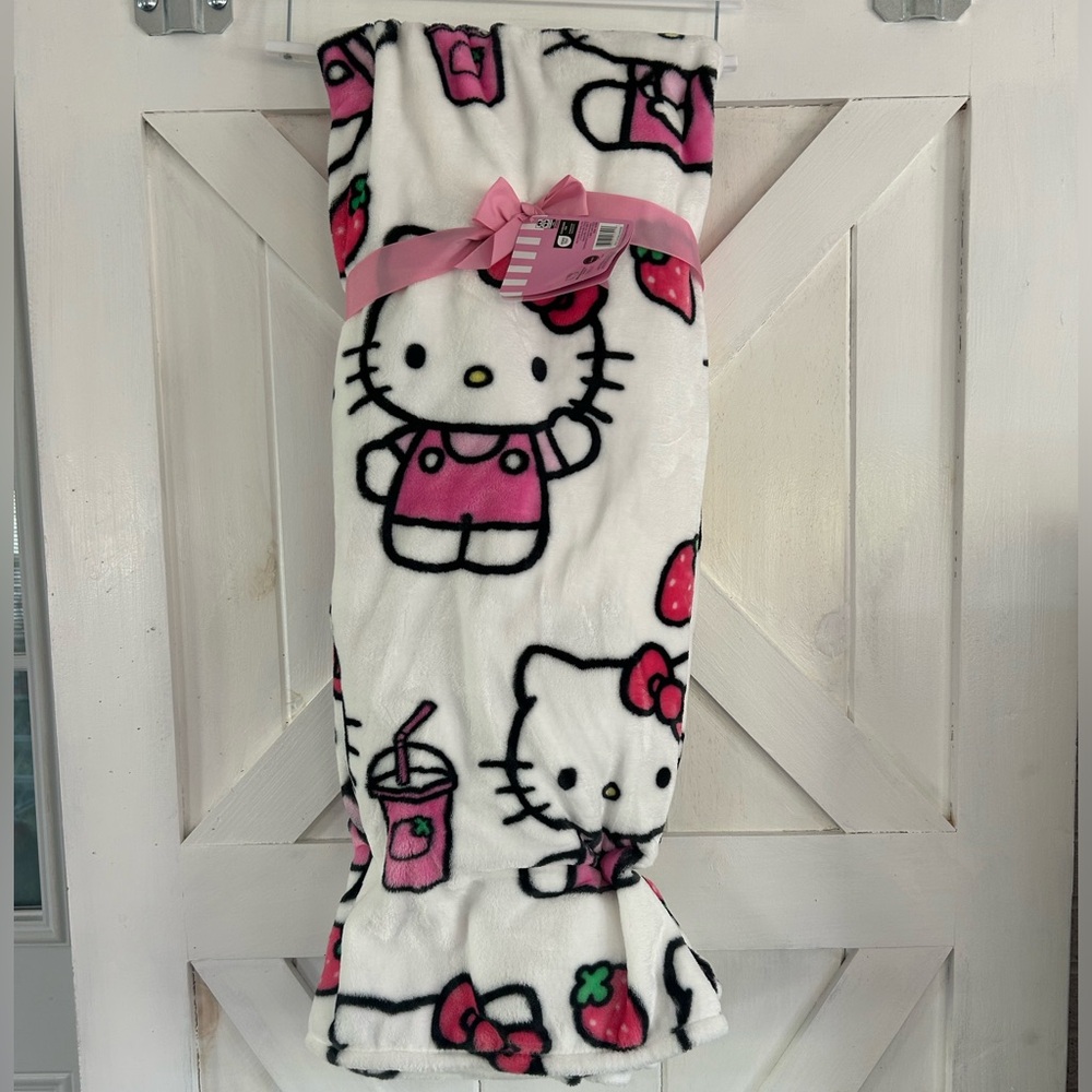 Hello Kitty Strawberry Throw Blanket